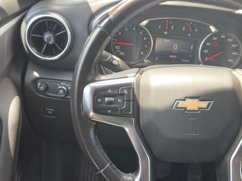 Used 2021 Chevrolet Blazer LT FWD image 19
