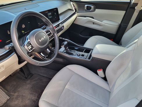 Used 2024 Kia Sorento X-Line EX image 7