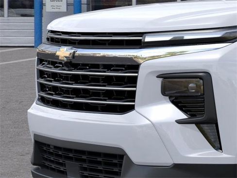 New 2026 Chevrolet Traverse LT w/ Sun and Wheel Package image 13