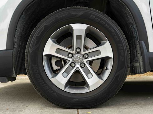 Used 2024 Honda Pilot EX-L image 14