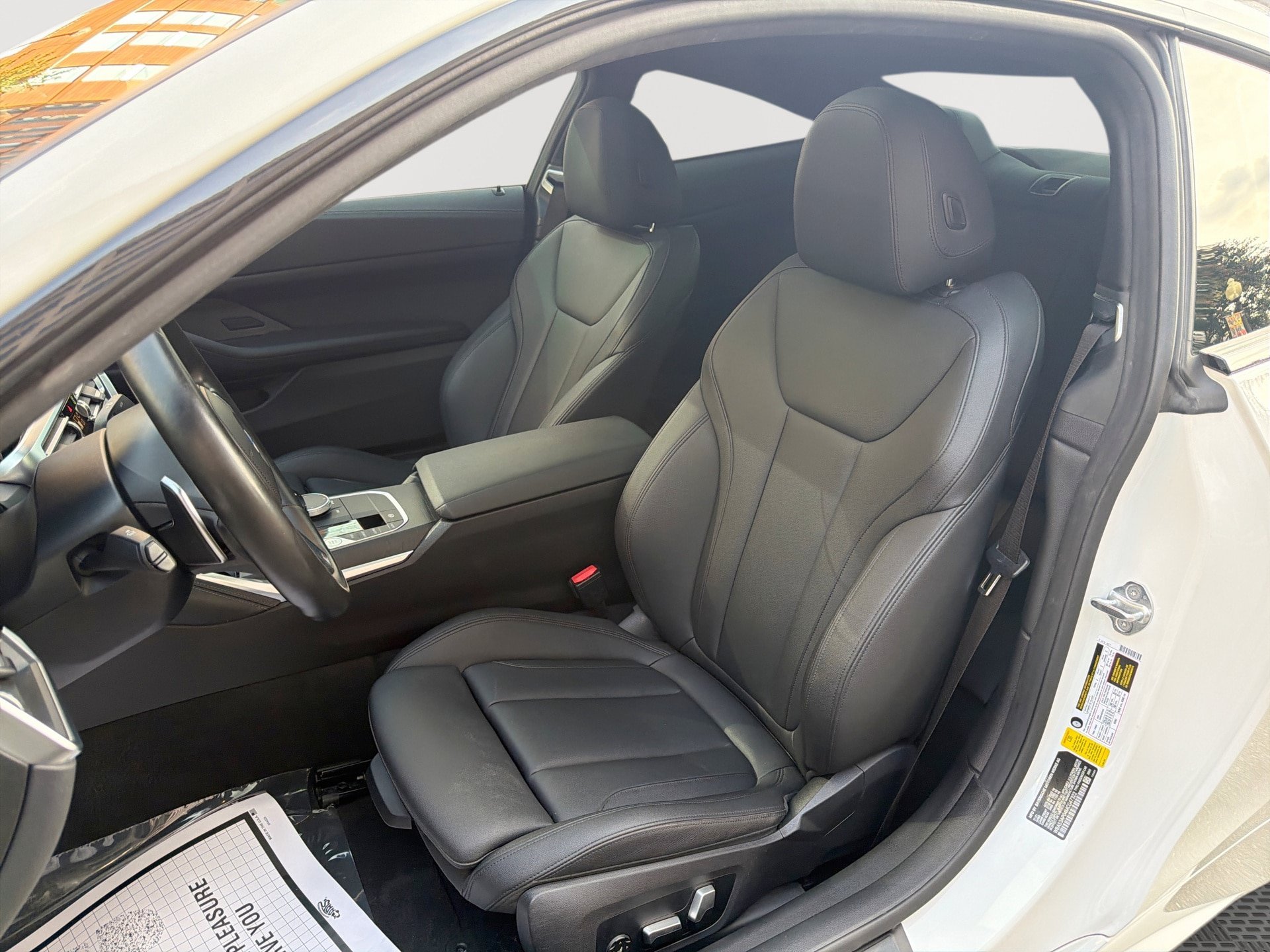 Used 2021 BMW 430i Coupe w/ M Sport Package RWD image 13