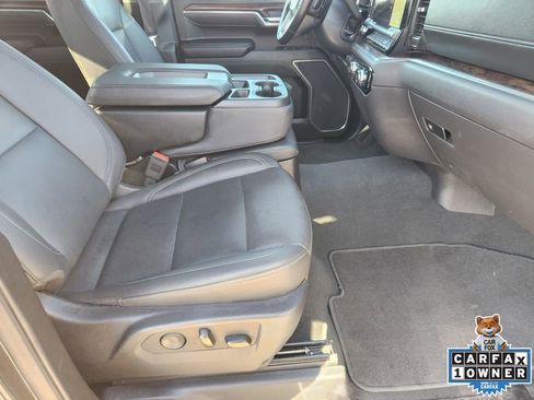 Used 2025 GMC Sierra 1500 SLT image 19