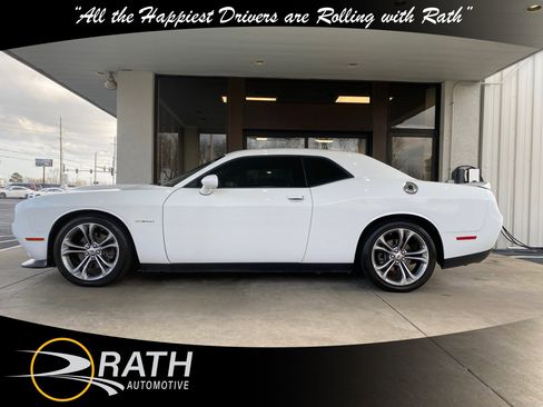 Used 2020 Dodge Challenger R/T image 9