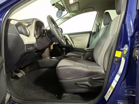 Used 2015 Toyota RAV4 LE image 15
