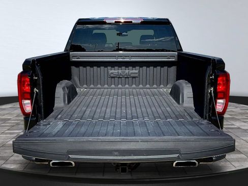 Used 2023 GMC Sierra 1500 Elevation AWD/4WD image 9