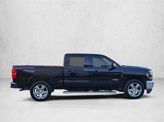 Used 2018 Chevrolet Silverado 1500 LT w/ Texas Edition video 4