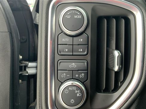 Used 2020 GMC Sierra 1500 SLE w/ X31 Off-Road Package image 32