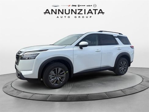 New 2025 Nissan Pathfinder SV image 1