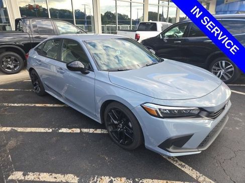 Used 2023 Honda Civic Sport image 1