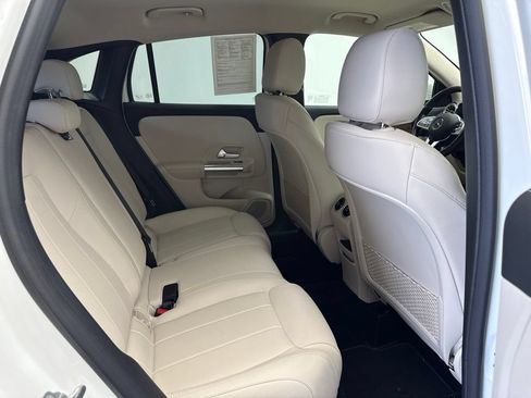 Used 2023 Mercedes-Benz GLA 250 4MATIC image 28