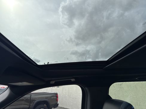 New 2025 Ford Expedition Platinum w/ Stealth Performance Package image 36