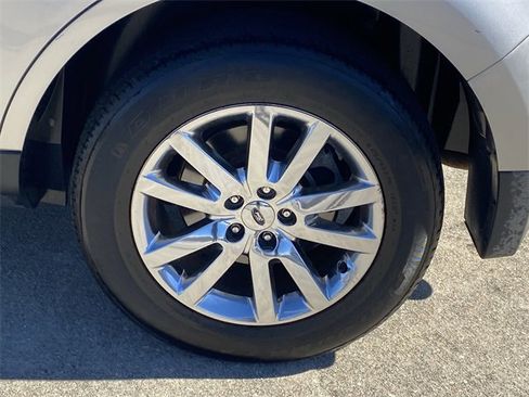 Used 2013 Ford Edge Limited image 28