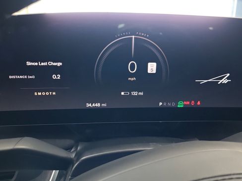 Used 2022 Lucid Air Grand Touring image 10