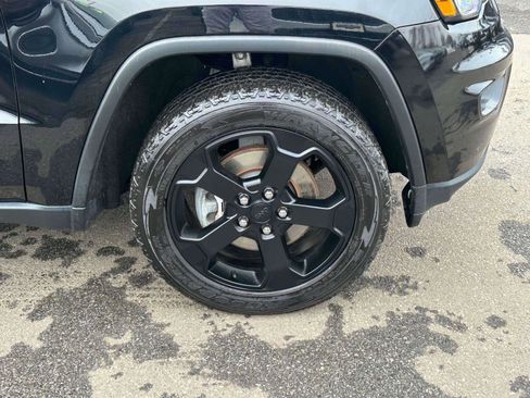 Used 2021 Jeep Grand Cherokee Freedom Edition image 6