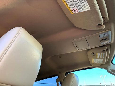 Used 2012 Ford Expedition EL XLT image 13