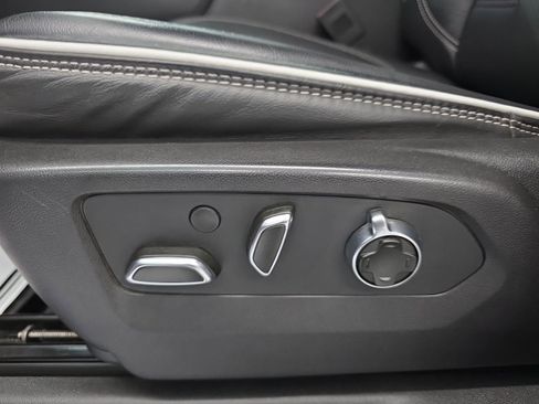 Used 2024 GMC Sierra 2500 AT4X image 41