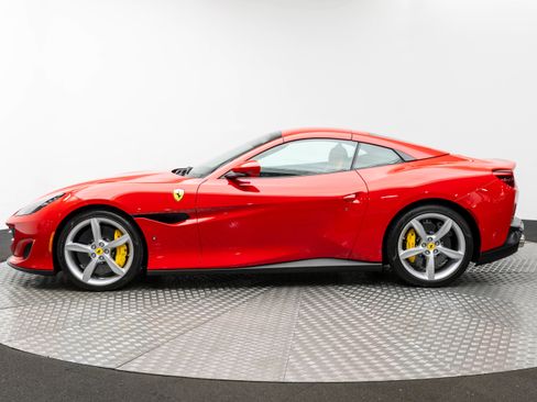 Used 2019 Ferrari Portofino image 65