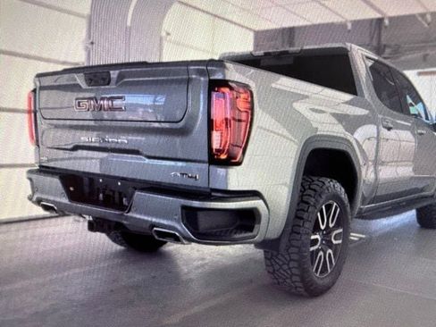 Used 2024 GMC Sierra 1500 AT4 w/ Technology Package AWD/4WD image 7