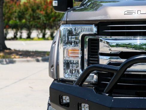 Used 2017 Ford F350 XLT w/ XLT Value Package AWD/4WD image 5