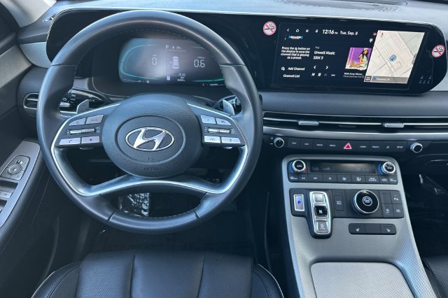 Used 2024 Hyundai Palisade SEL FWD image 16