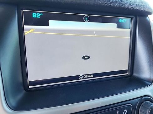 Used 2019 GMC Yukon XL SLT w/ Open Road Package image 11