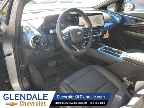 New 2026 Chevrolet Equinox EV LT w/ LPO, Blackout Package image 19