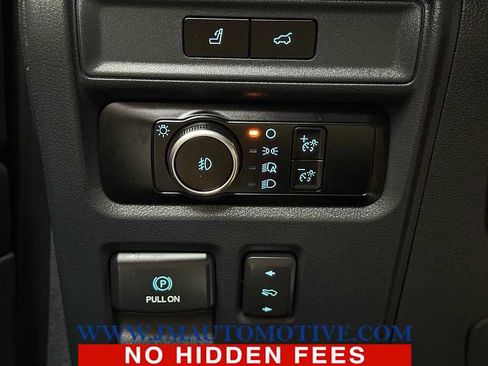Used 2023 Ford Expedition Limited AWD/4WD image 39