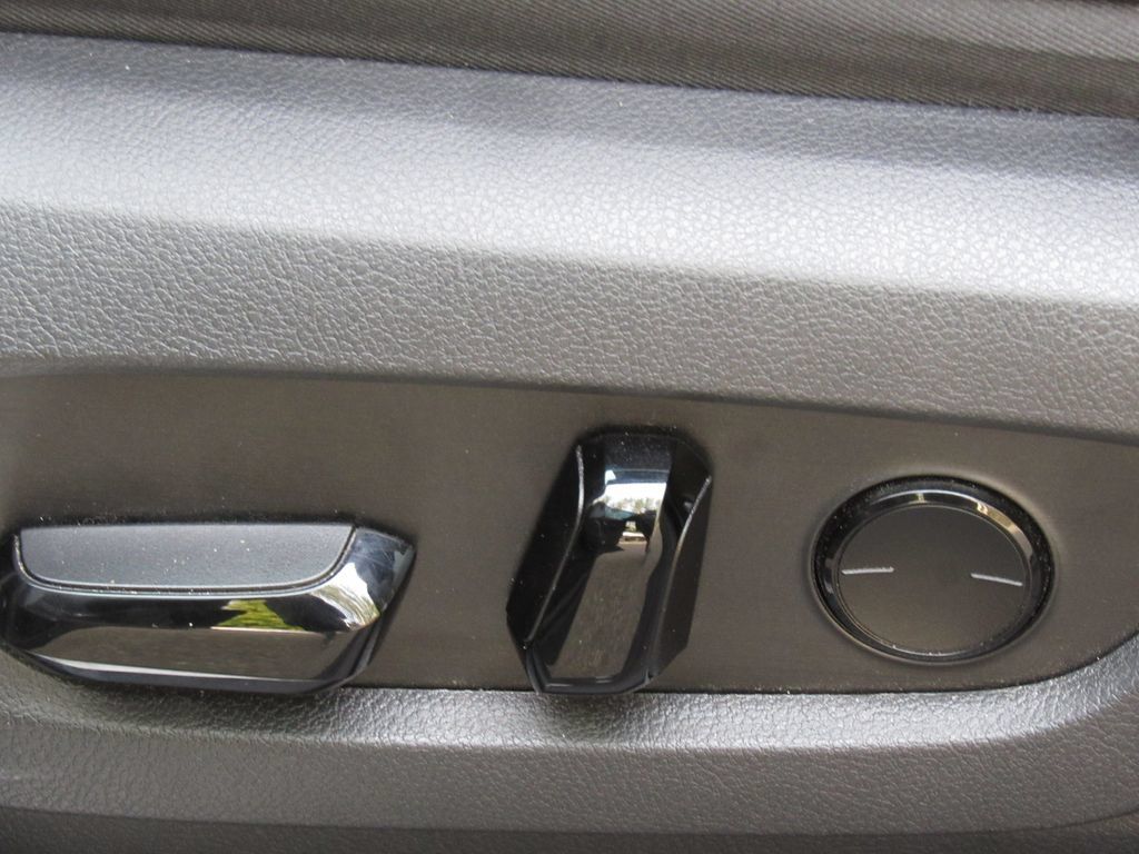 Used 2024 Lexus RX 350 F Sport w/ Convenience Package AWD/4WD image 13