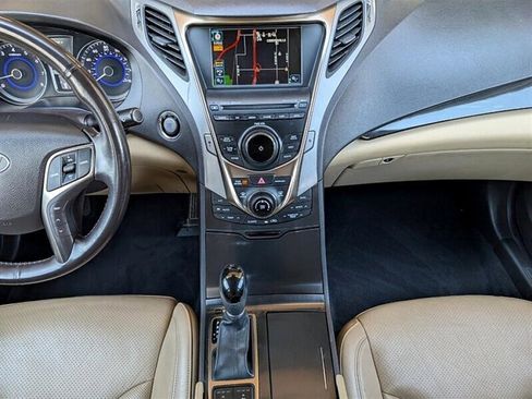 Used 2012 Hyundai Azera w/ Technology Pkg image 21