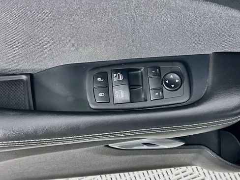 Used 2019 Dodge Challenger R/T Scat Pack RWD image 18