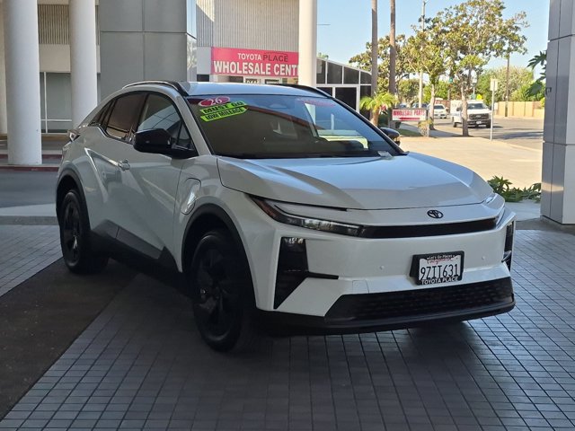 Certified 2026 Toyota C-HR AWD/4WD image 3