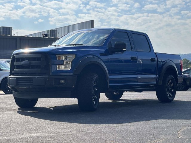 Used 2017 Ford F150 XLT w/ Equipment Group 301A Mid AWD/4WD image 8