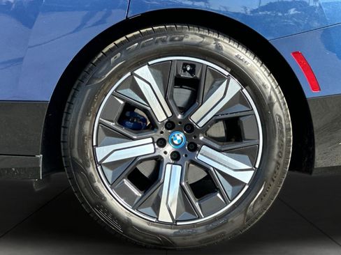 Used 2022 BMW iX xDrive50 w/ Premium Package AWD/4WD image 26
