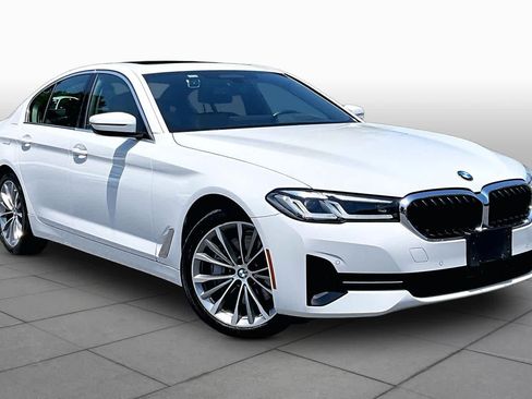 Used 2022 BMW 540i xDrive w/ Premium Package AWD/4WD image 3