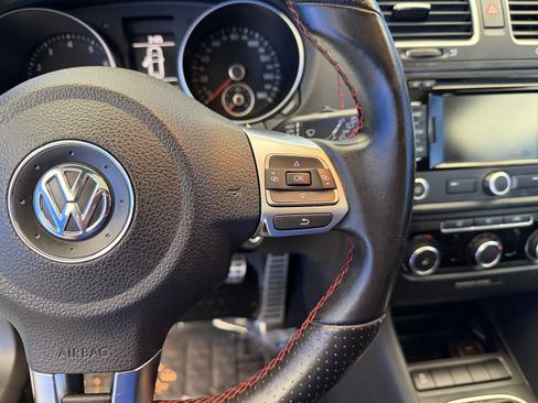 Used 2011 Volkswagen GTI 2-Door FWD image 16