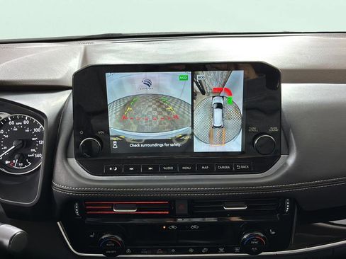 Used 2023 Nissan Rogue SL w/ SL Premium Package FWD image 21