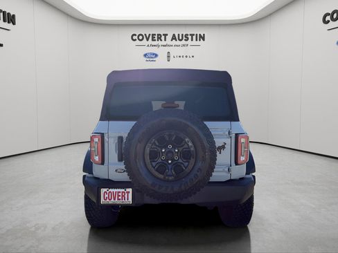 Certified 2023 Ford Bronco Wildtrak image 4