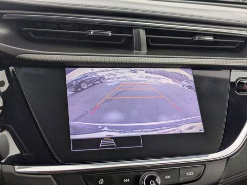 Used 2023 Buick Encore GX Essence w/ Experience Buick Package image 22