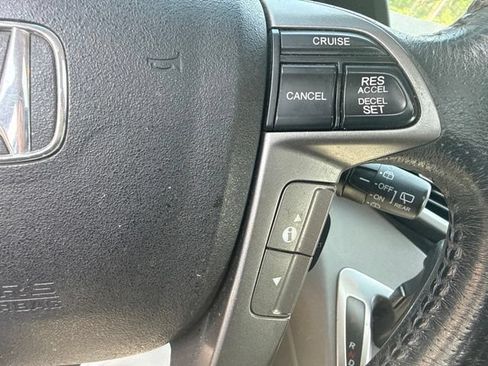 Used 2011 Honda Odyssey Touring image 17