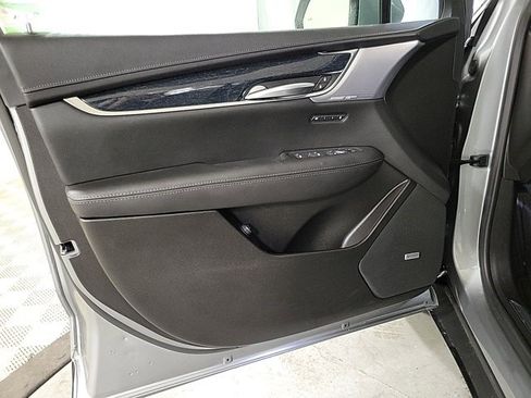 Certified 2025 Cadillac XT5 Premium Luxury image 23