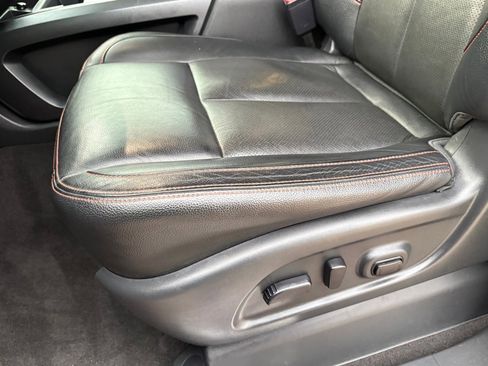 Used 2021 Nissan Titan PRO-4X w/ Pro-4x Convenience Package image 36