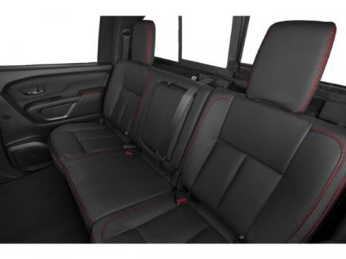 Used 2021 Nissan Titan PRO-4X w/ Pro-4x Convenience Package image 16