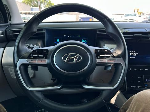 Used 2024 Hyundai Tucson Limited AWD/4WD image 11