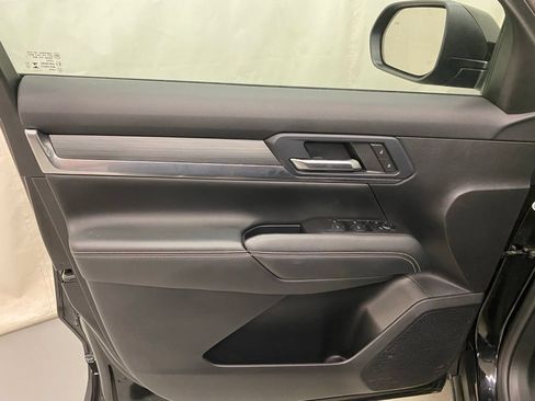 Used 2025 GMC Terrain Elevation AWD/4WD image 10