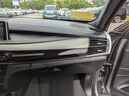 Used 2018 BMW X6 M AWD/4WD image 33