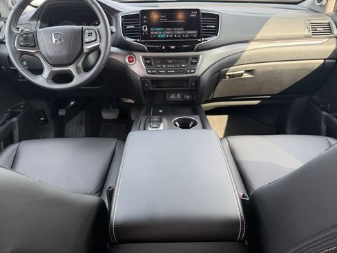 Used 2024 Honda Ridgeline RTL image 13