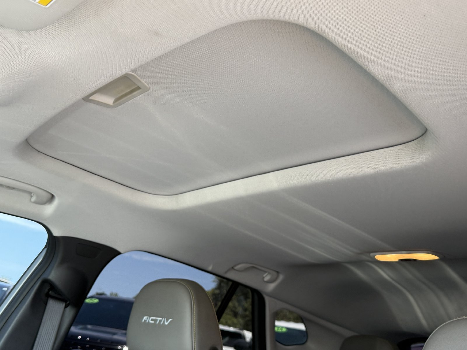 Used 2025 Chevrolet Trax ACTIV w/ Sunroof Package FWD image 23