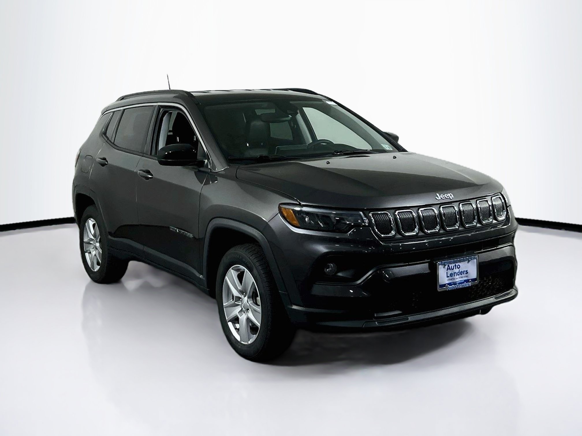 Used 2022 Jeep Compass Latitude AWD/4WD image 3
