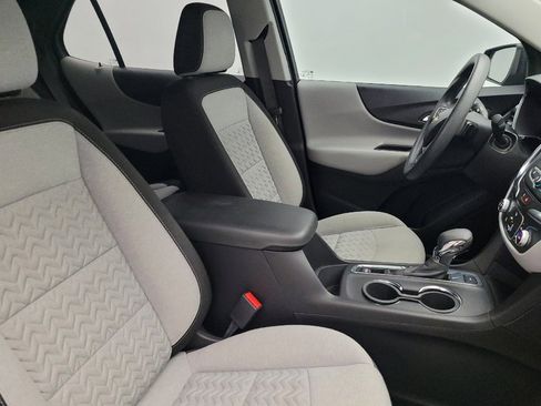 Used 2022 Chevrolet Equinox LS AWD/4WD image 21