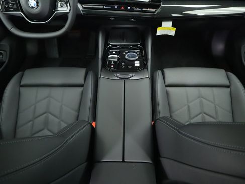 Certified 2025 BMW 530i 530i image 17